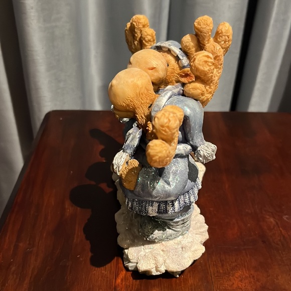 Anthropomorphic MOOSE figurine 2 Moose in sweater coat scarf stocking caps boots - Picture 5 of 10